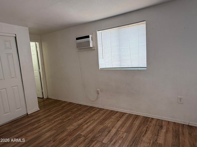 18432 N 2ND Street, Phoenix, AZ 85022