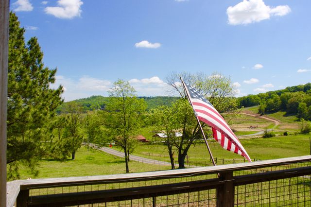 2120 Green Mountain Rd, NE, Cookeville, TN 38506