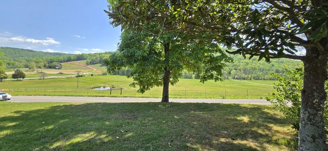 2120 Green Mountain Rd, NE, Cookeville, TN 38506