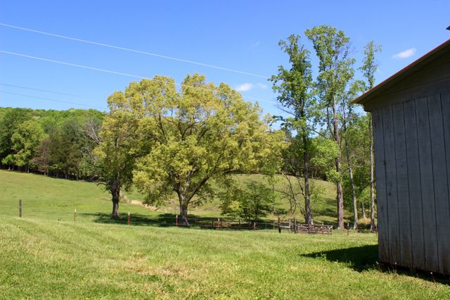 2120 Green Mountain Rd, NE, Cookeville, TN 38506