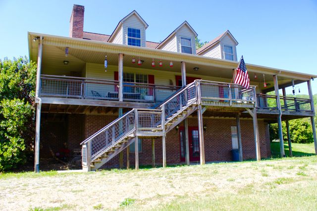 2120 Green Mountain Rd, NE, Cookeville, TN 38506