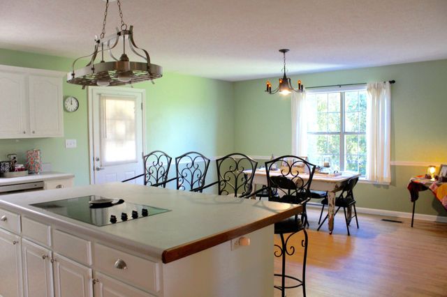 2120 Green Mountain Rd, NE, Cookeville, TN 38506