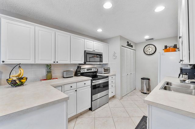 14519 Lucy Drive, Delray Beach, FL 33484