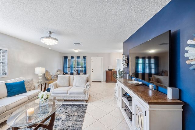 14519 Lucy Drive, Delray Beach, FL 33484