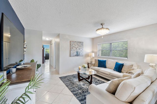 14519 Lucy Drive, Delray Beach, FL 33484