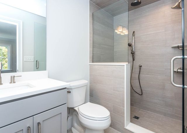 33 Eddy Street 1, Waltham, MA 02453