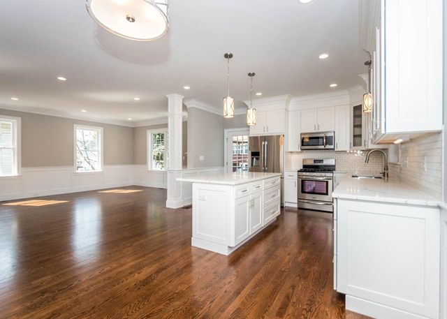33 Eddy Street 1, Waltham, MA 02453