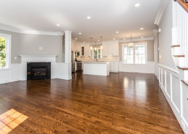 33 Eddy Street 1, Waltham, MA 02453