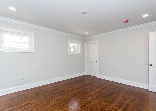 33 Eddy Street 1, Waltham, MA 02453