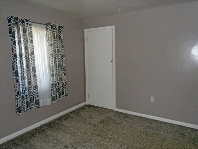 1001 7th Ave, Conway, PA 15027