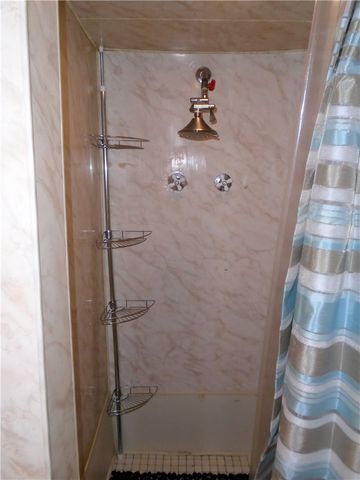 1001 7th Ave, Conway, PA 15027