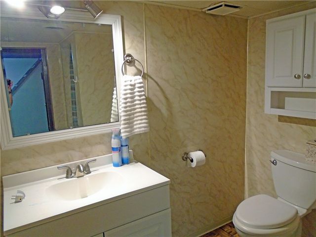 1001 7th Ave, Conway, PA 15027