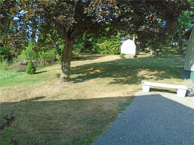 1001 7th Ave, Conway, PA 15027