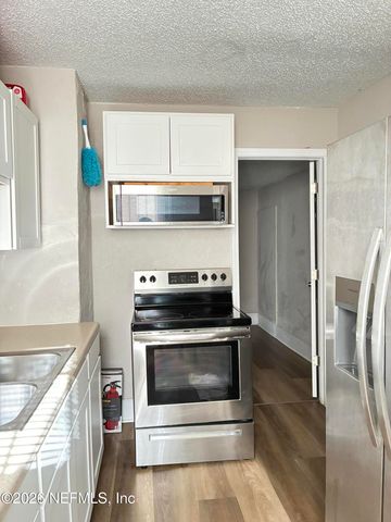 1138 E 13TH Street, Jacksonville, FL 32206
