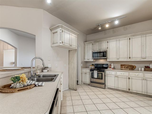 8304 NW 83rd Street, Oklahoma City, OK 73132