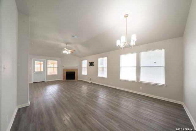8531 SNAKEWEED DR, Converse, TX 78109