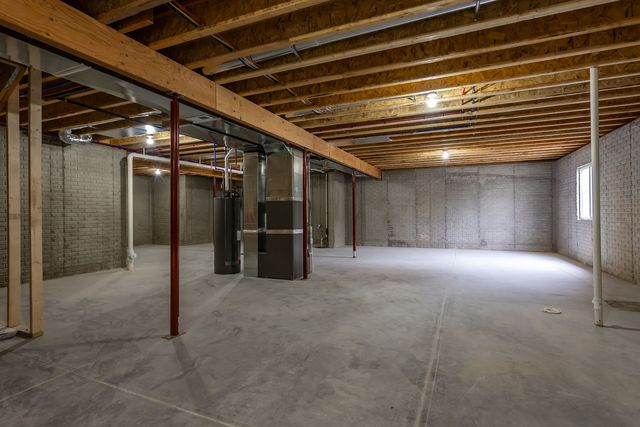 1218 S. 2nd Street, Eldridge, IA 52748