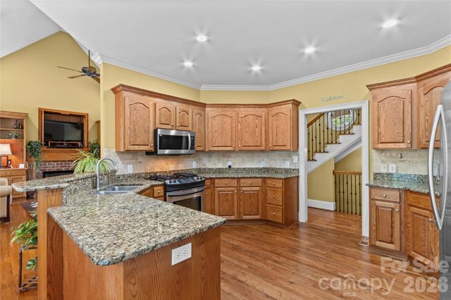 158 Winding Brook Way, Statesville, NC 28625