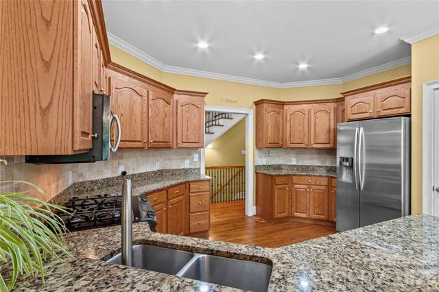 158 Winding Brook Way, Statesville, NC 28625