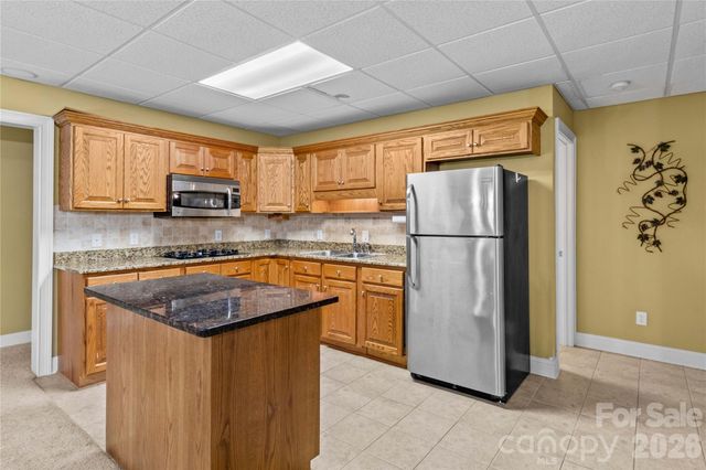 158 Winding Brook Way, Statesville, NC 28625