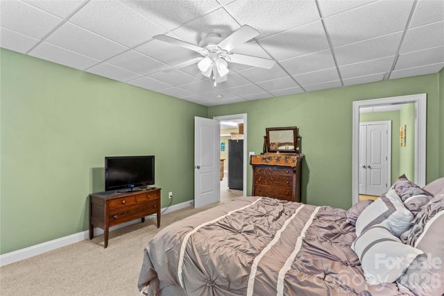 158 Winding Brook Way, Statesville, NC 28625