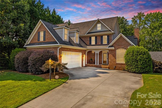 158 Winding Brook Way, Statesville, NC 28625