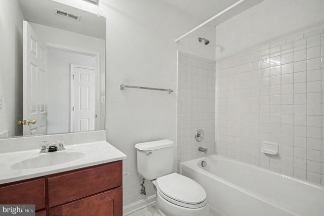 3 BRUSHY CREEK CIR, Fredericksburg, VA 22406