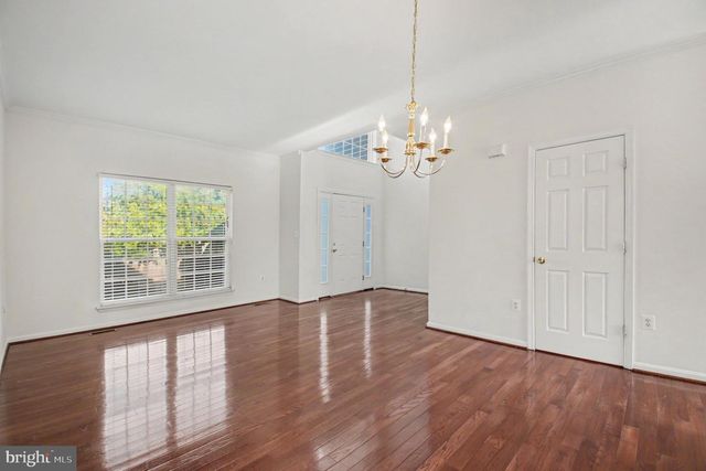 3 BRUSHY CREEK CIR, Fredericksburg, VA 22406