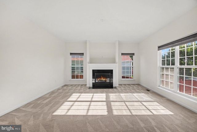 3 BRUSHY CREEK CIR, Fredericksburg, VA 22406