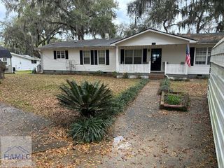 941 Lake Drive, Midway, GA 31320