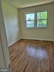 184 EDGE AVE, New Castle, DE 19720