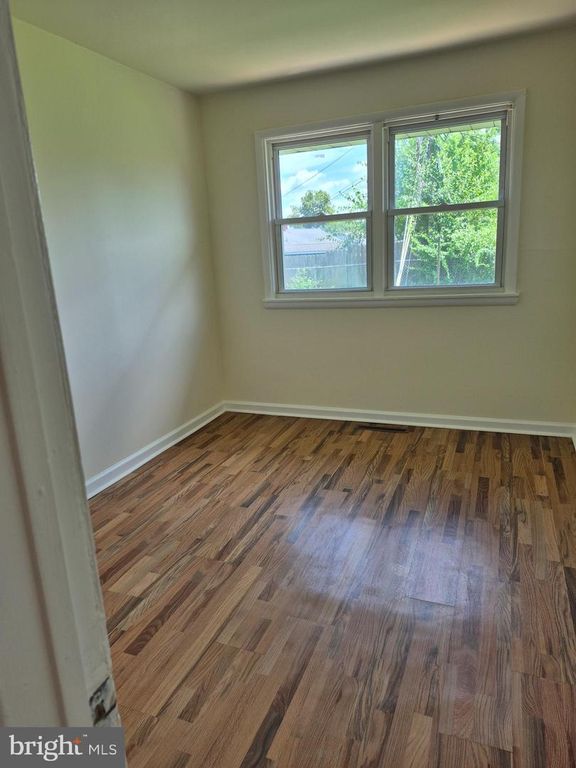 184 EDGE AVE, New Castle, DE 19720