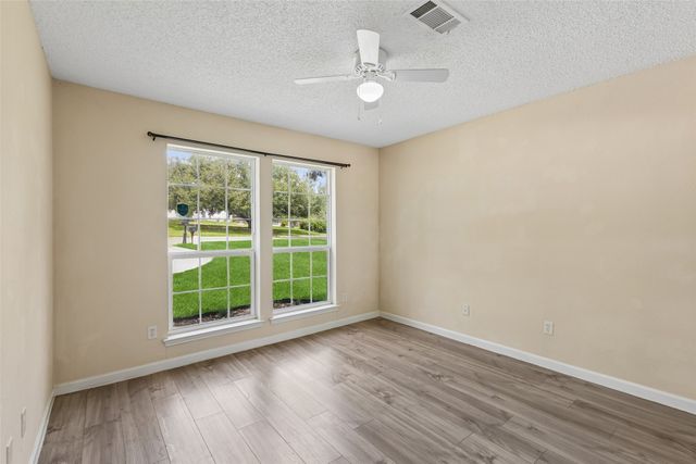 801 Country Club Place, Grand Prairie, TX 75052