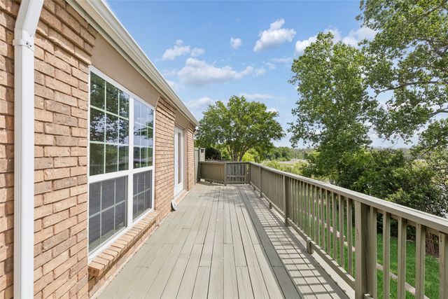 801 Country Club Place, Grand Prairie, TX 75052