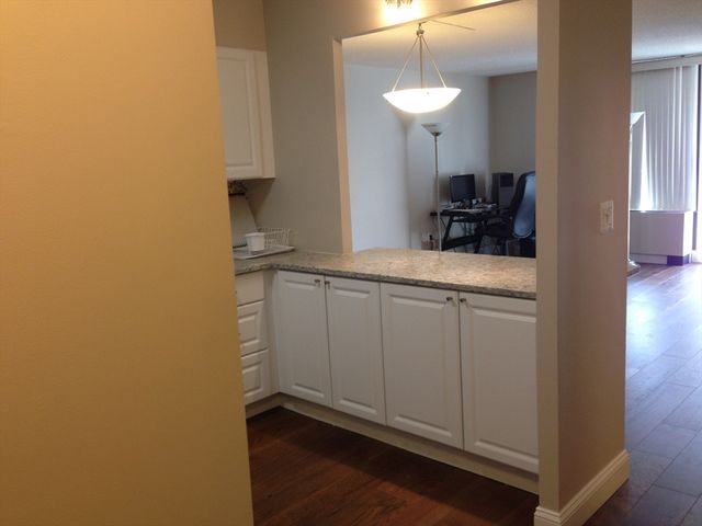 60 Longwood 210, Brookline, MA 02446