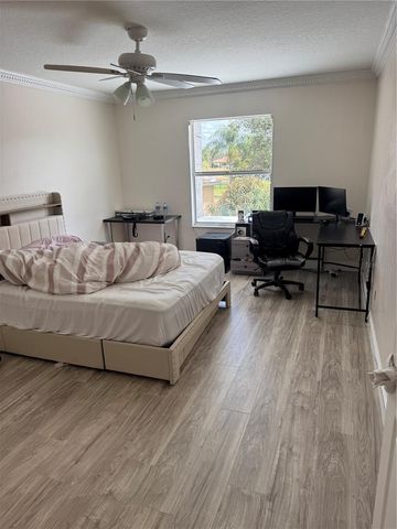 317 COUNTRY MEADOWS WAY, Bradenton, FL 34212