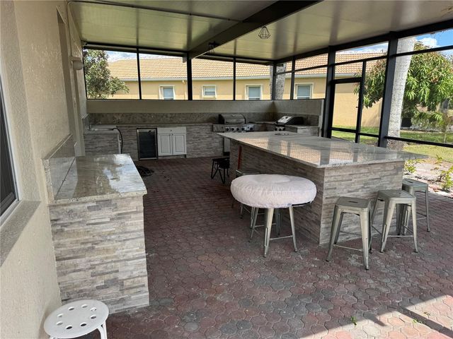 317 COUNTRY MEADOWS WAY, Bradenton, FL 34212