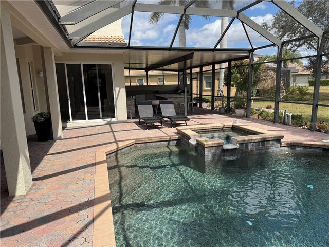 317 COUNTRY MEADOWS WAY, Bradenton, FL 34212