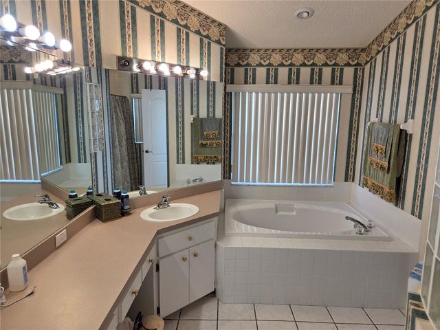 770 WILDFLOWER DRIVE, Palm Harbor, FL 34683
