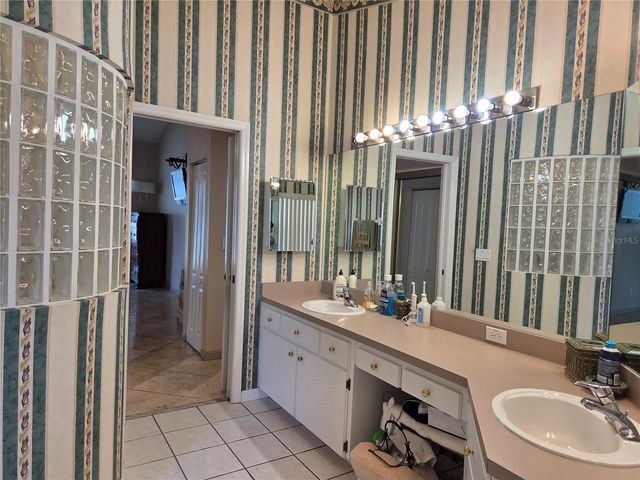 770 WILDFLOWER DRIVE, Palm Harbor, FL 34683