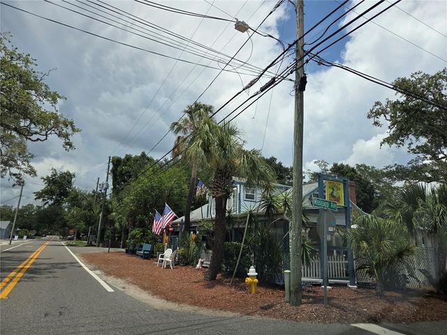 770 WILDFLOWER DRIVE, Palm Harbor, FL 34683
