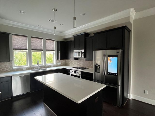 616 Delano Street, Houston, TX 77003