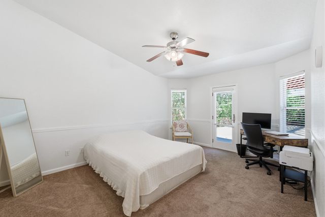 5240 W Wren Court, Visalia, CA 93291