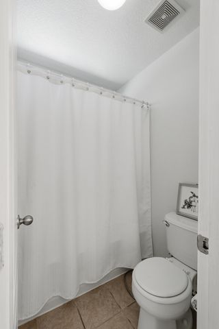 5240 W Wren Court, Visalia, CA 93291