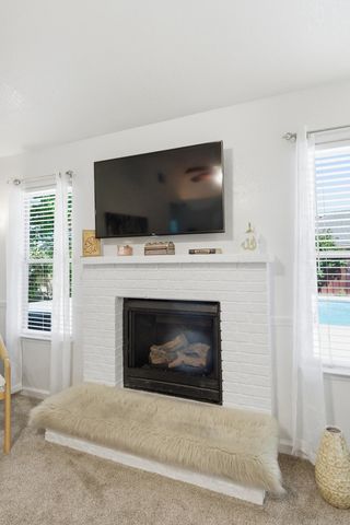 5240 W Wren Court, Visalia, CA 93291