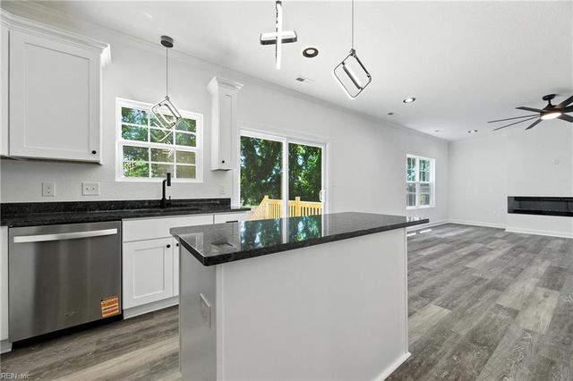 236 Buxton AVE, Newport News, VA 23607