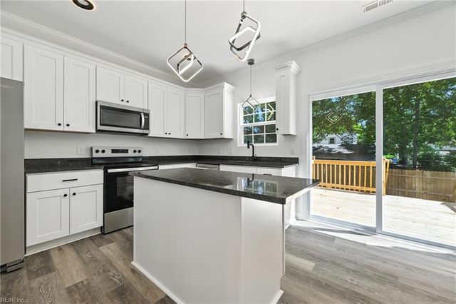 236 Buxton AVE, Newport News, VA 23607