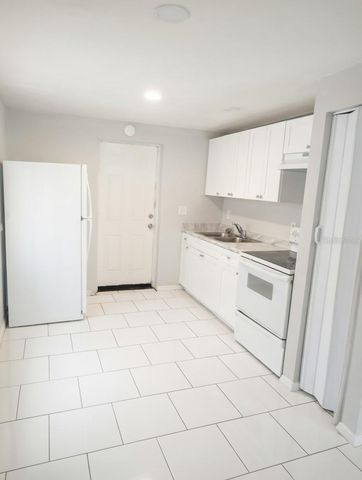 5204 N 45TH STREET A, Tampa, FL 33610