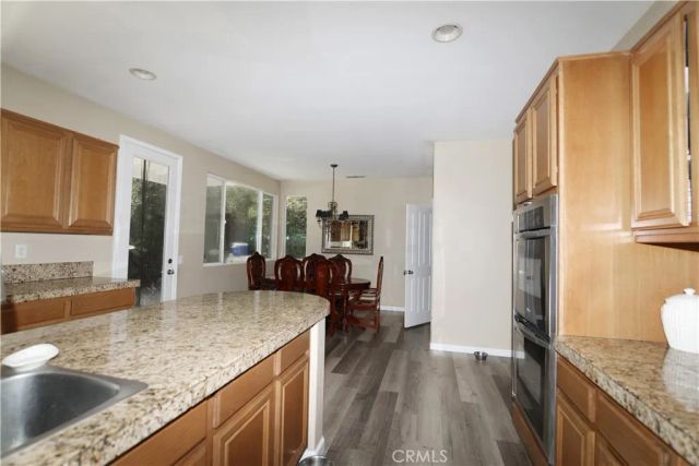 2442 Old Windmill Court, Riverside, CA 92503