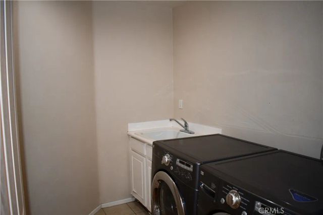 2442 Old Windmill Court, Riverside, CA 92503